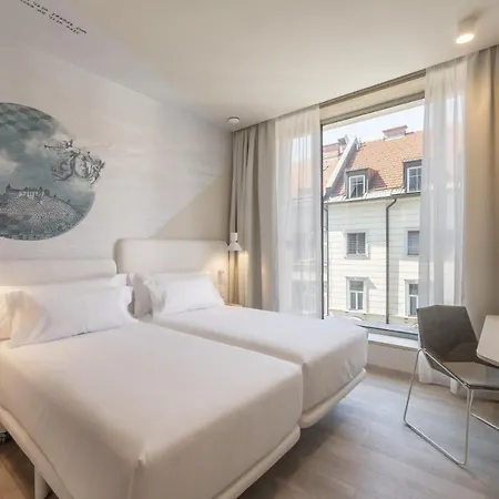 Hotel Occidental